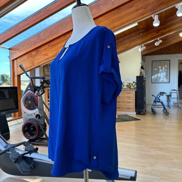 Calvin Klein NWT Royal Blue Top Dress up or Down Large - Picture 3 of 6